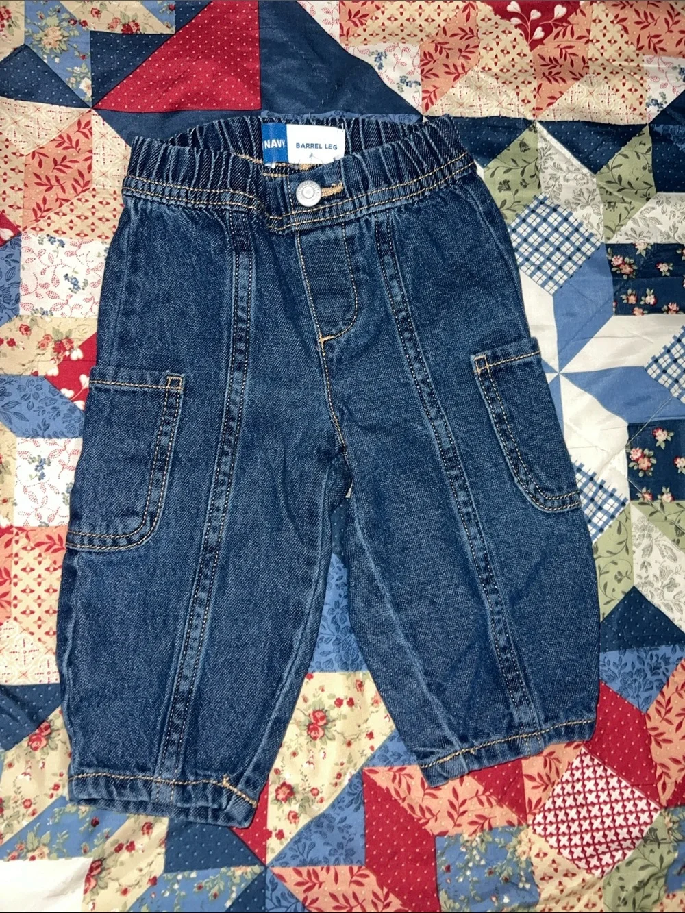 Old Navy toddler Elastic Waist Jeans Trio - Black, Light Blue, Dark Blue